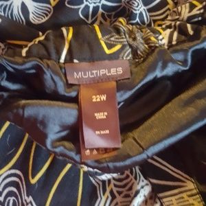 Blk & yellow A-Line skirt ( Multiples)